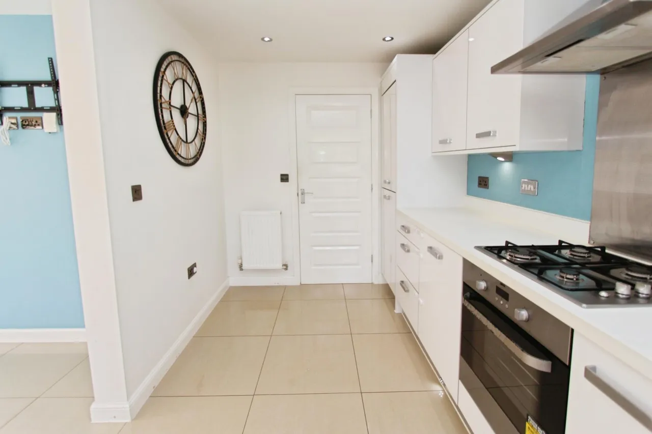 Bye Pass Road, Beeston, NG9, photo 4