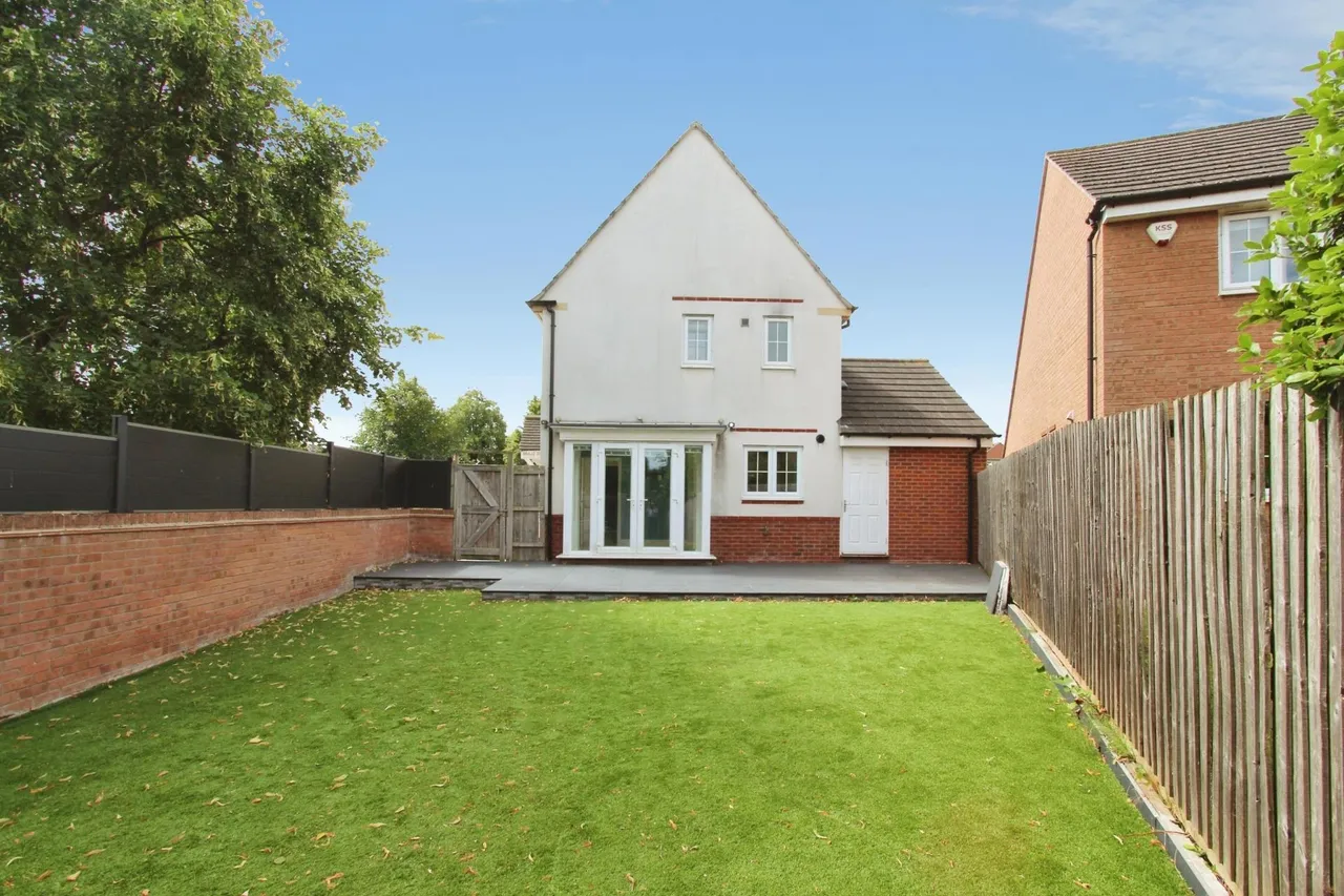 Bye Pass Road, Beeston, NG9, photo 21