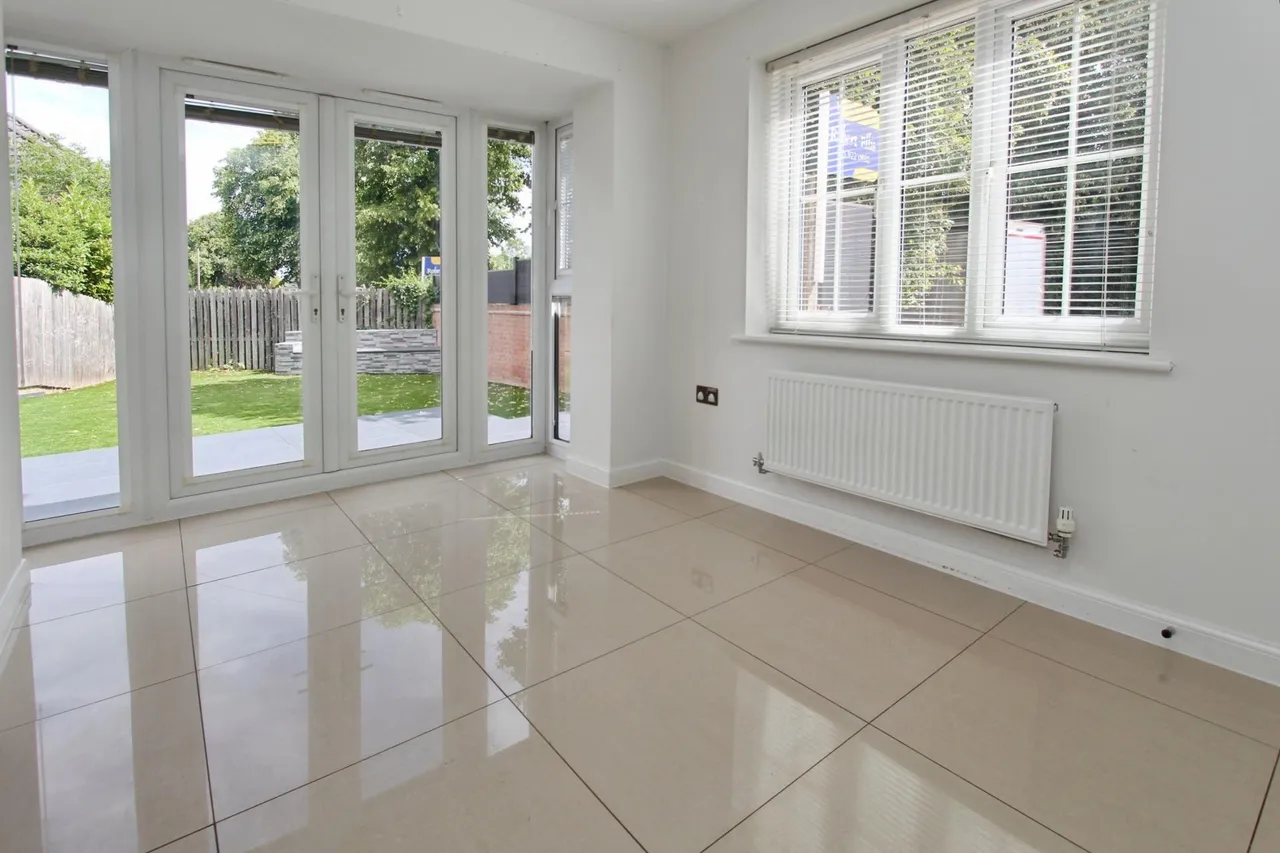 Bye Pass Road, Beeston, NG9, photo 3