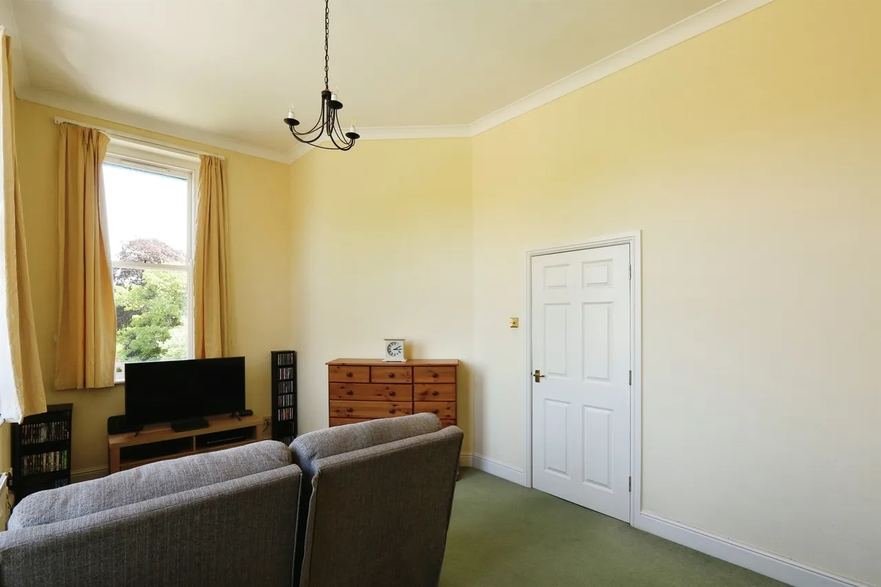 Greenwood House, DT2, photo 2