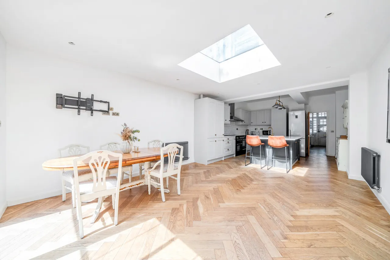Fernlea Road, Mitcham, Surrey, CR4, photo 3