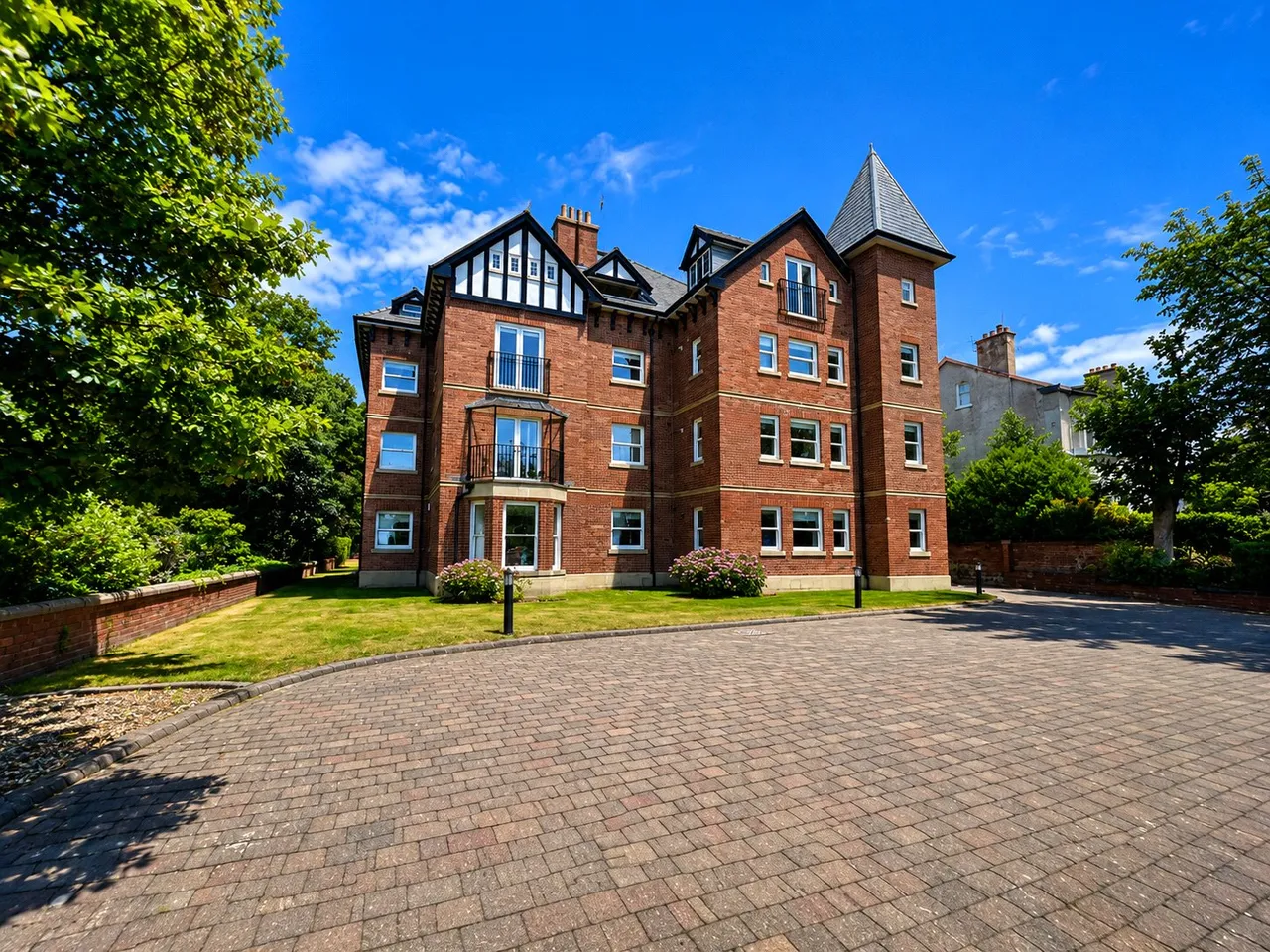 2 bed flat for sale, Westcliffe Road, Southport, PR8