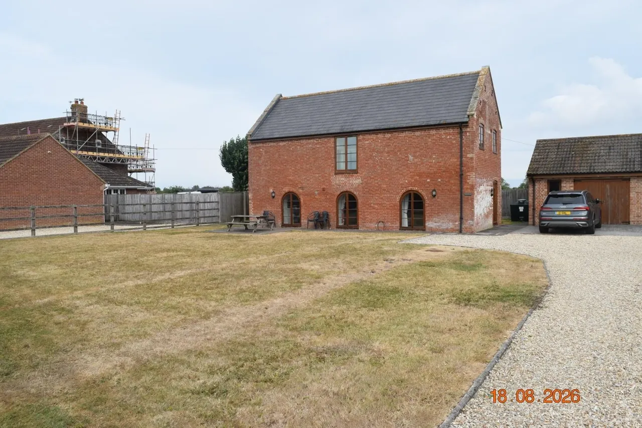 Southwick Road, Mark, TA9, photo 2