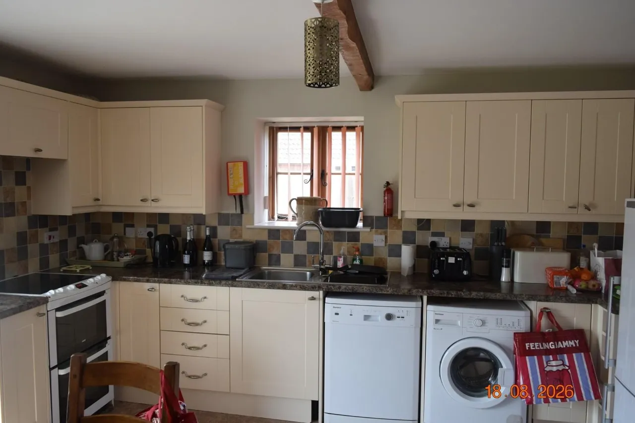 Southwick Road, Mark, TA9, photo 12