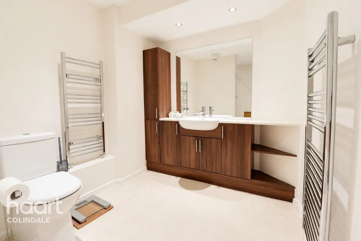Langstone Way, NW7, photo 11