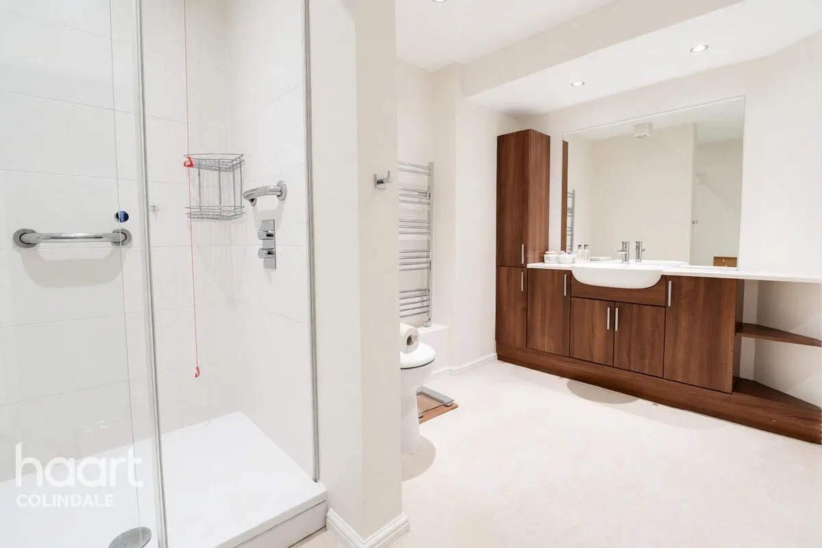 Langstone Way, NW7, photo 10