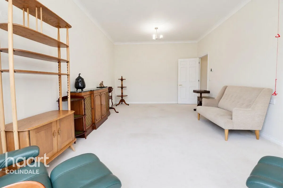 Langstone Way, NW7, photo 4