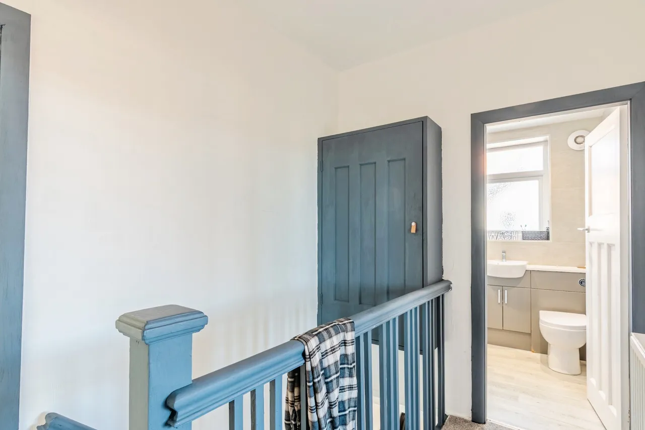 Meadowlands Avenue, Barrow-In-Furness, LA13, photo 10