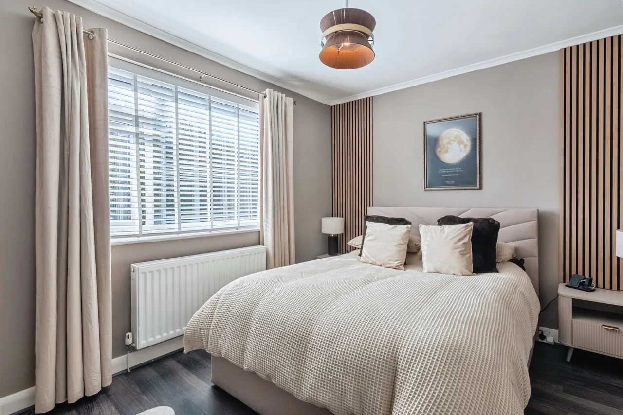 Meadowlands Avenue, Barrow-In-Furness, LA13, photo 3