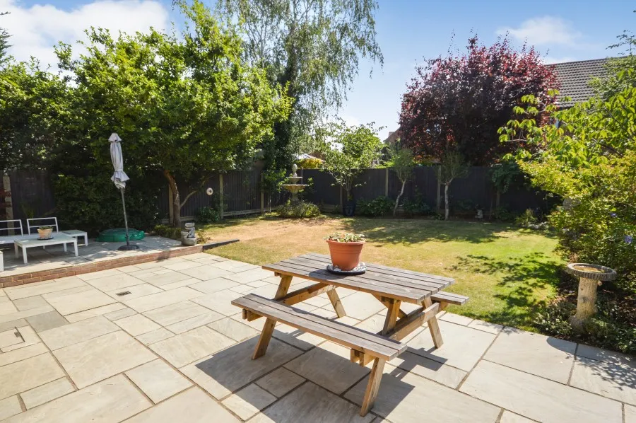 with 3 bedrooms in Takeley, Bishop's Stortford, CM22, photo 8