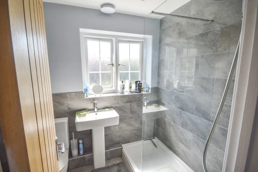 with 3 bedrooms in Takeley, Bishop's Stortford, CM22, photo 6