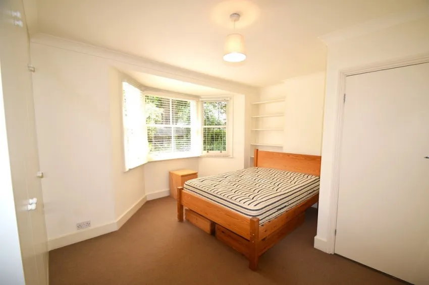 Chiswick, W4, photo 2