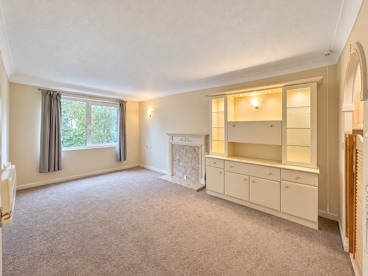 1 bed house to rent, Elstree Road, Bushey Heath, WD23