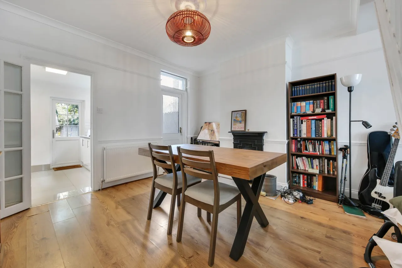 Brookscroft Road, Walthamstow, E17, photo 5