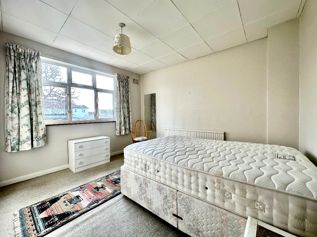 Ayr Way, Romford, photo 11