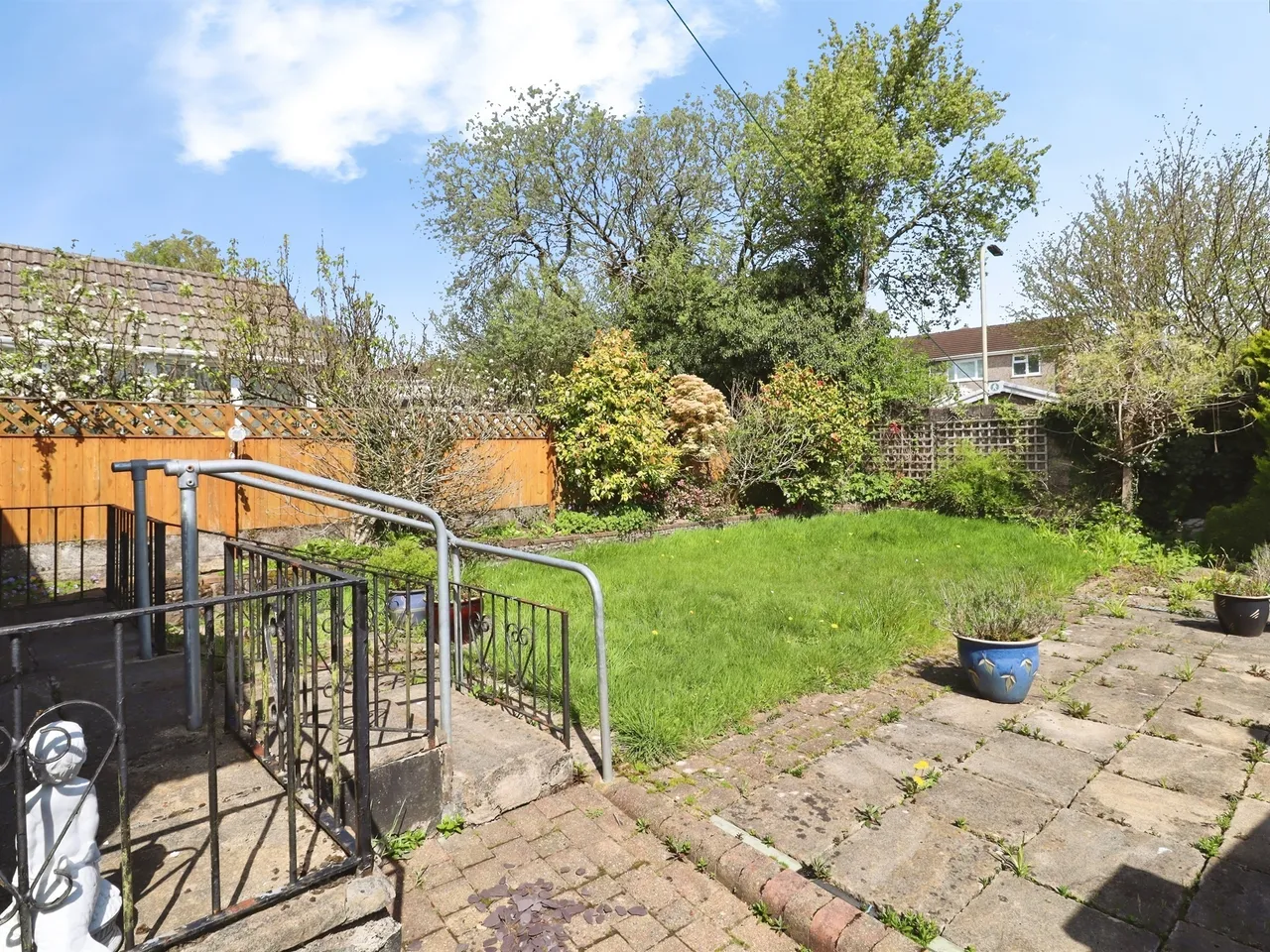 Queens Drive, Llantwit Fardre, CF38, photo 18