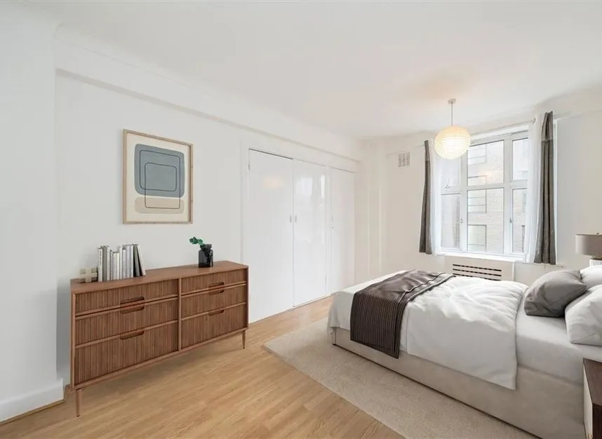 Edgware Road, Connaught Village, W2, photo 5