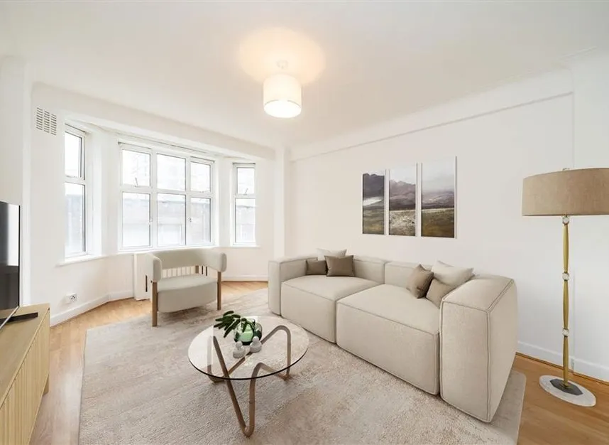 Edgware Road, Connaught Village, W2, photo 2