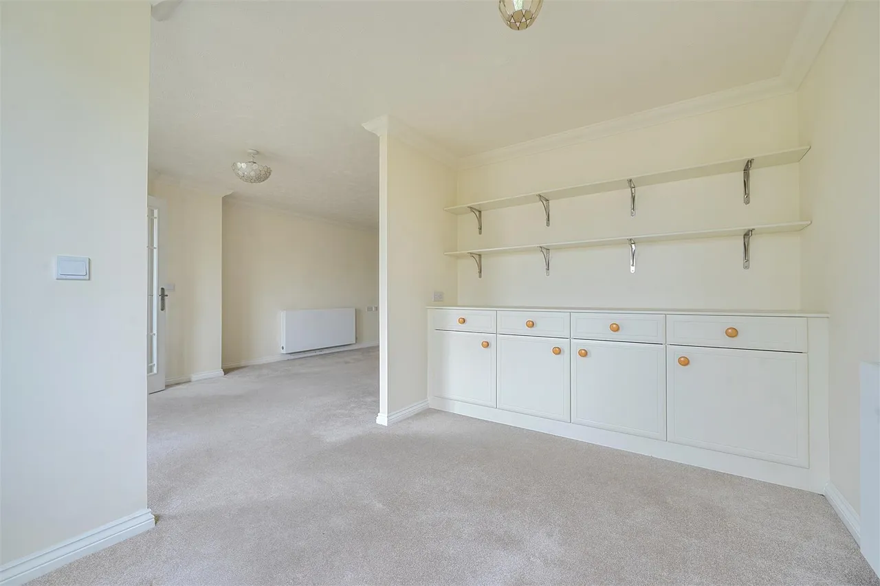 Stocks Lane, East Wittering, PO20, photo 5