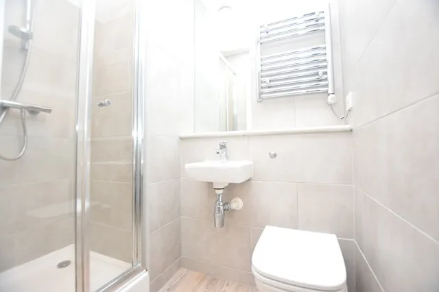Burton, 25 Acorn Street, Sheffield, S3 8EY, photo 7