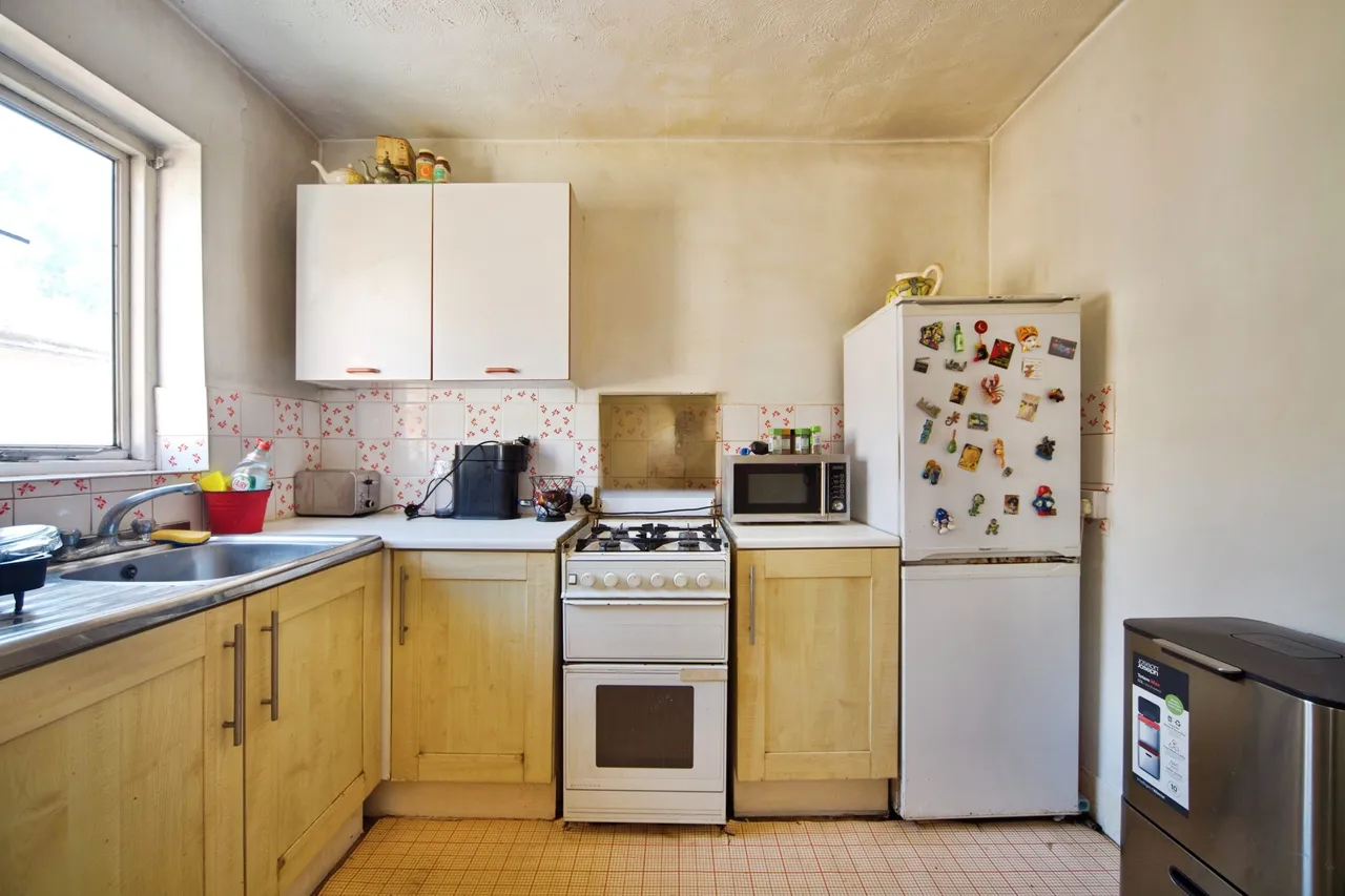 Chandos Road, London, NW2, photo 8