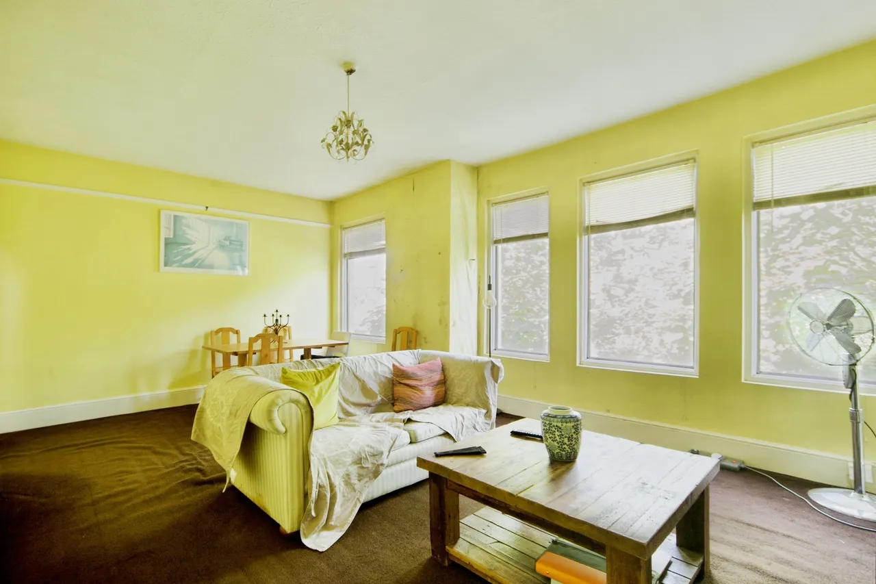 Chandos Road, London, NW2, photo 6