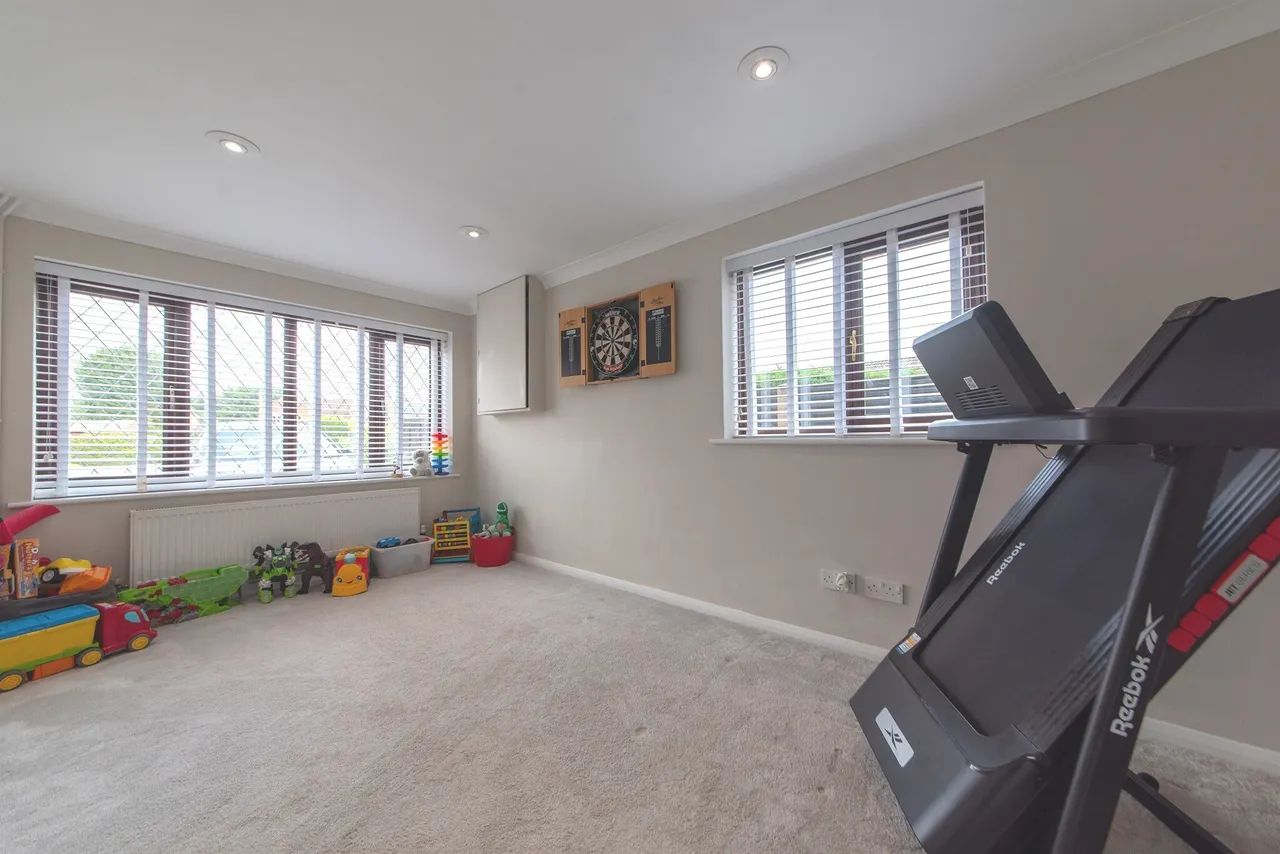 Mawford Close, Moulton Seas End, PE12, photo 20