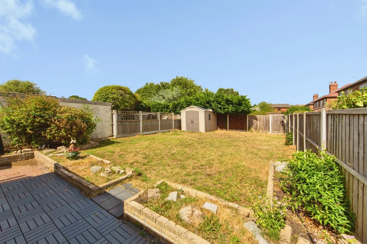 Windsor Drive, Whitby, CH65, photo 19