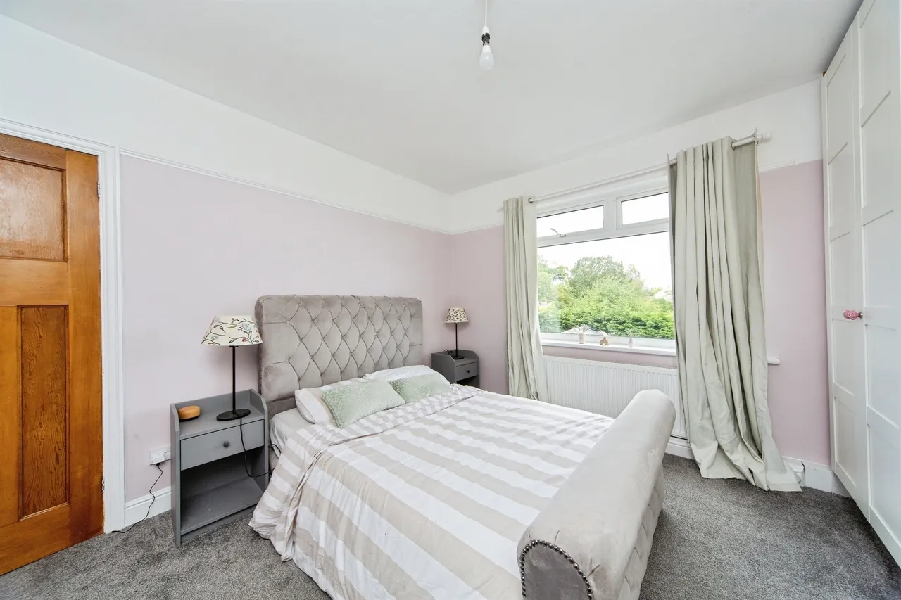 Windsor Drive, Whitby, CH65, photo 13