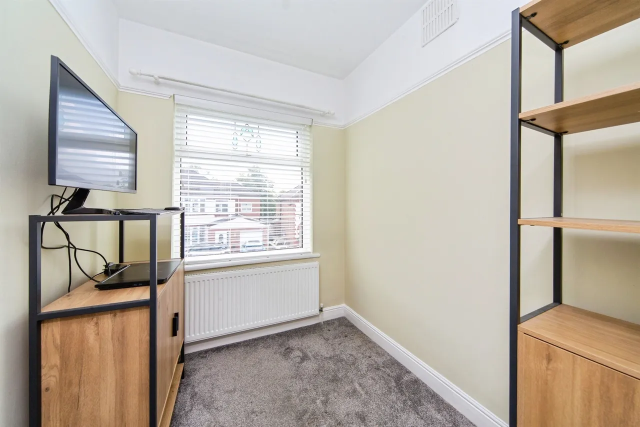 Windsor Drive, Whitby, CH65, photo 16