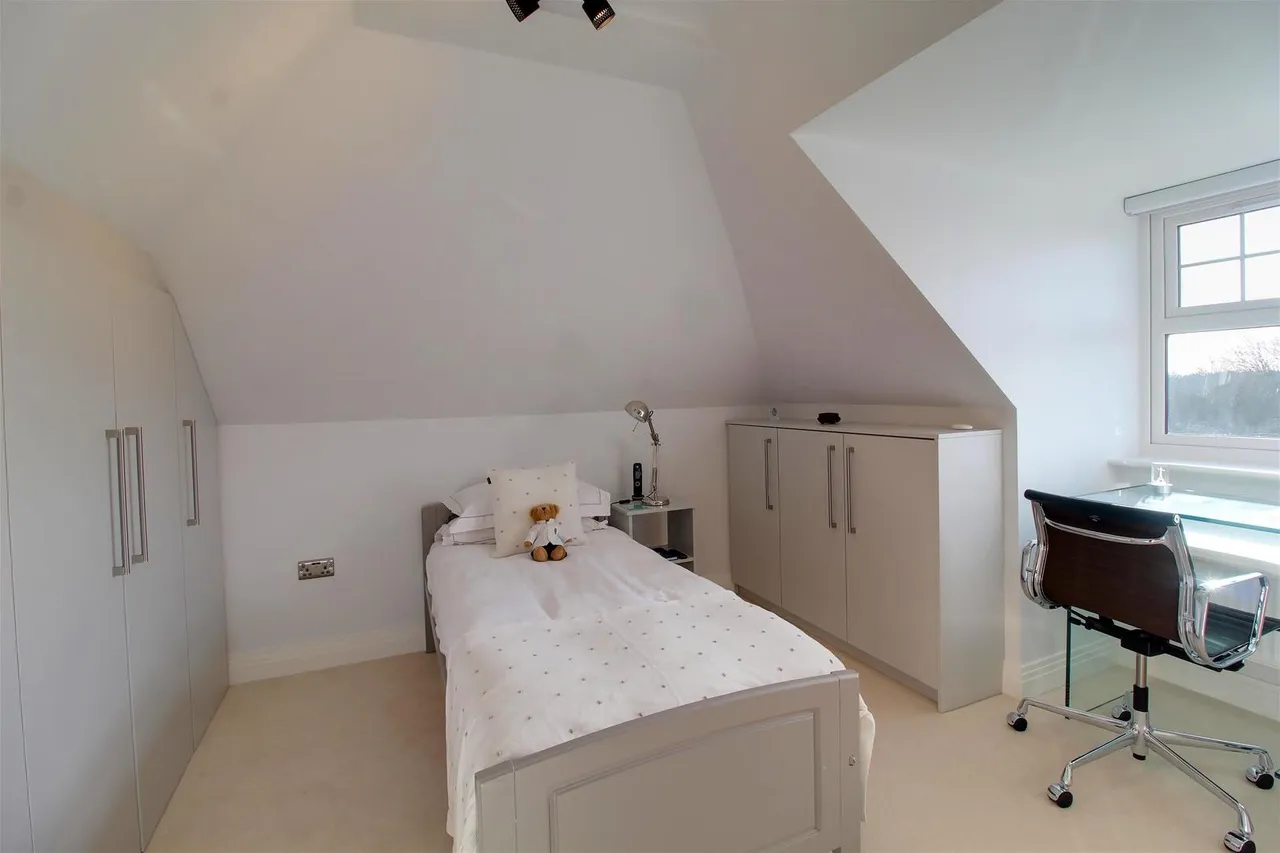 Vineyards Road, Northaw EN6 4PA, photo 27