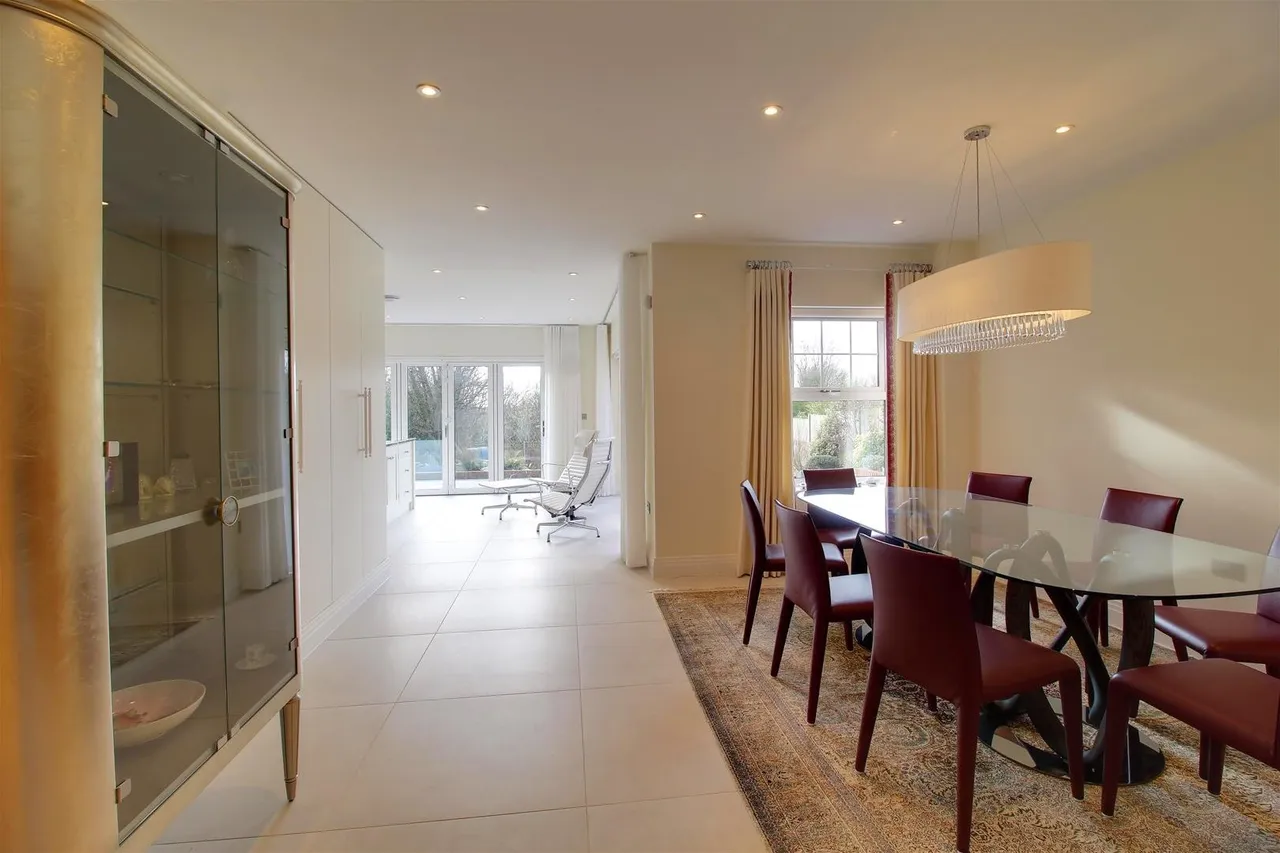 Vineyards Road, Northaw EN6 4PA, photo 9