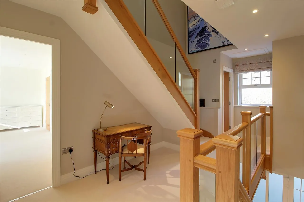 Vineyards Road, Northaw EN6 4PA, photo 16