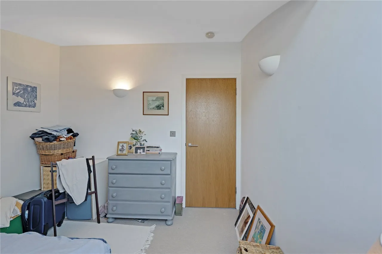 Windlesham Mews, Hampton Hill, TW12, photo 8