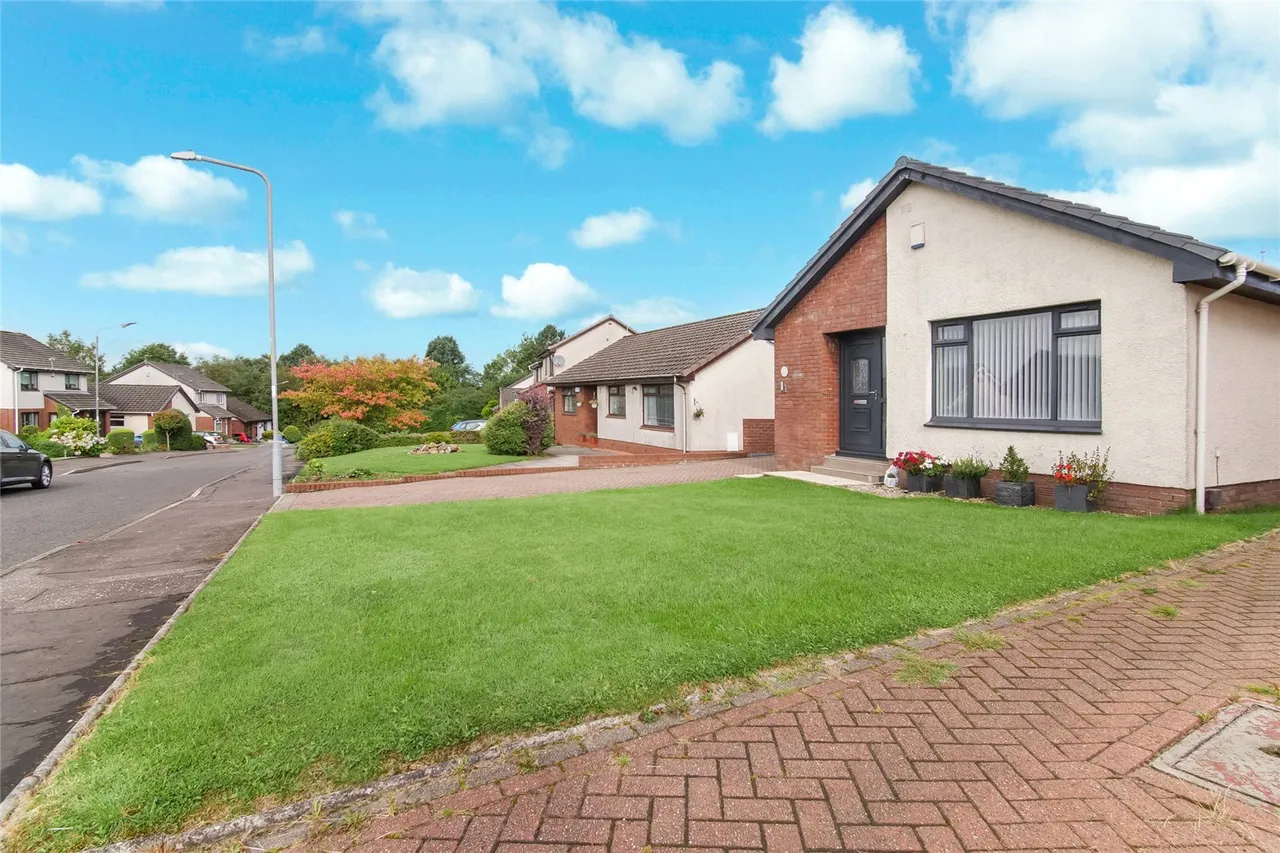 Bishopdale, Stewartfield, East Kilbride, South Lanarkshire, G74, photo 20