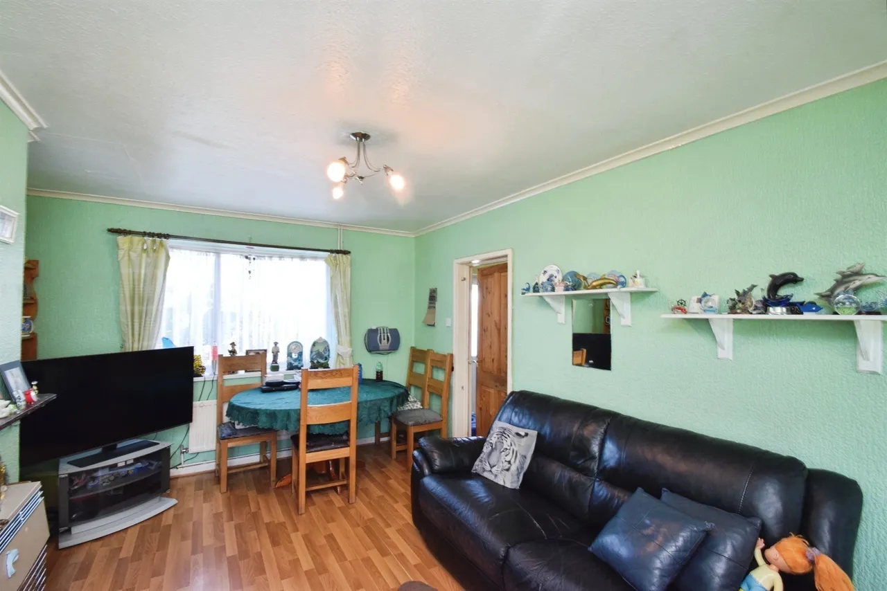 Birchgrove Road, Swansea, SA7, photo 2