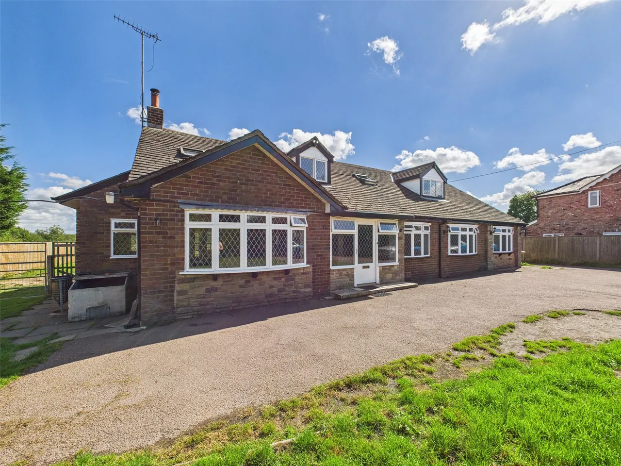 Ancoats Lane, Great Warford, Cheshire, WA16 7AT, photo 29