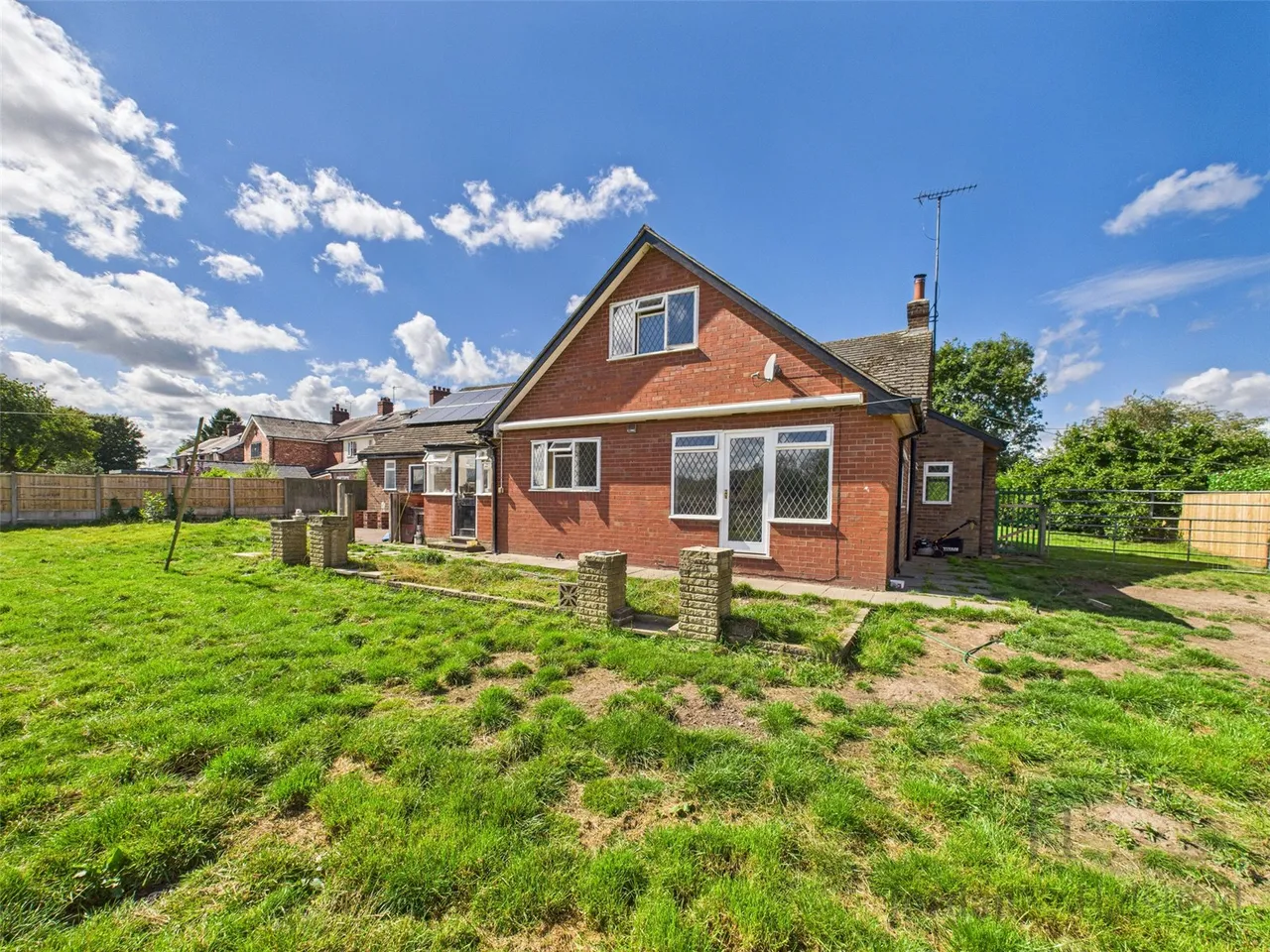 Ancoats Lane, Great Warford, Cheshire, WA16 7AT, photo 34