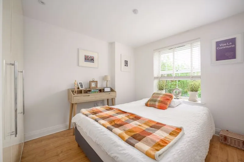 Bridge Street, Walton-On-Thames KT12 1AL, photo 7