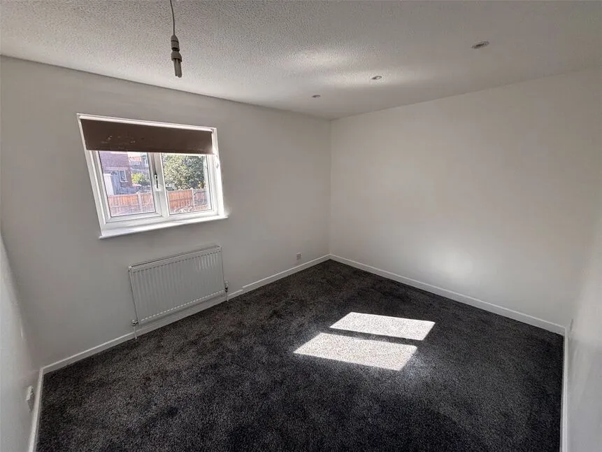 Raynville Walk, Leeds, LS13, photo 4