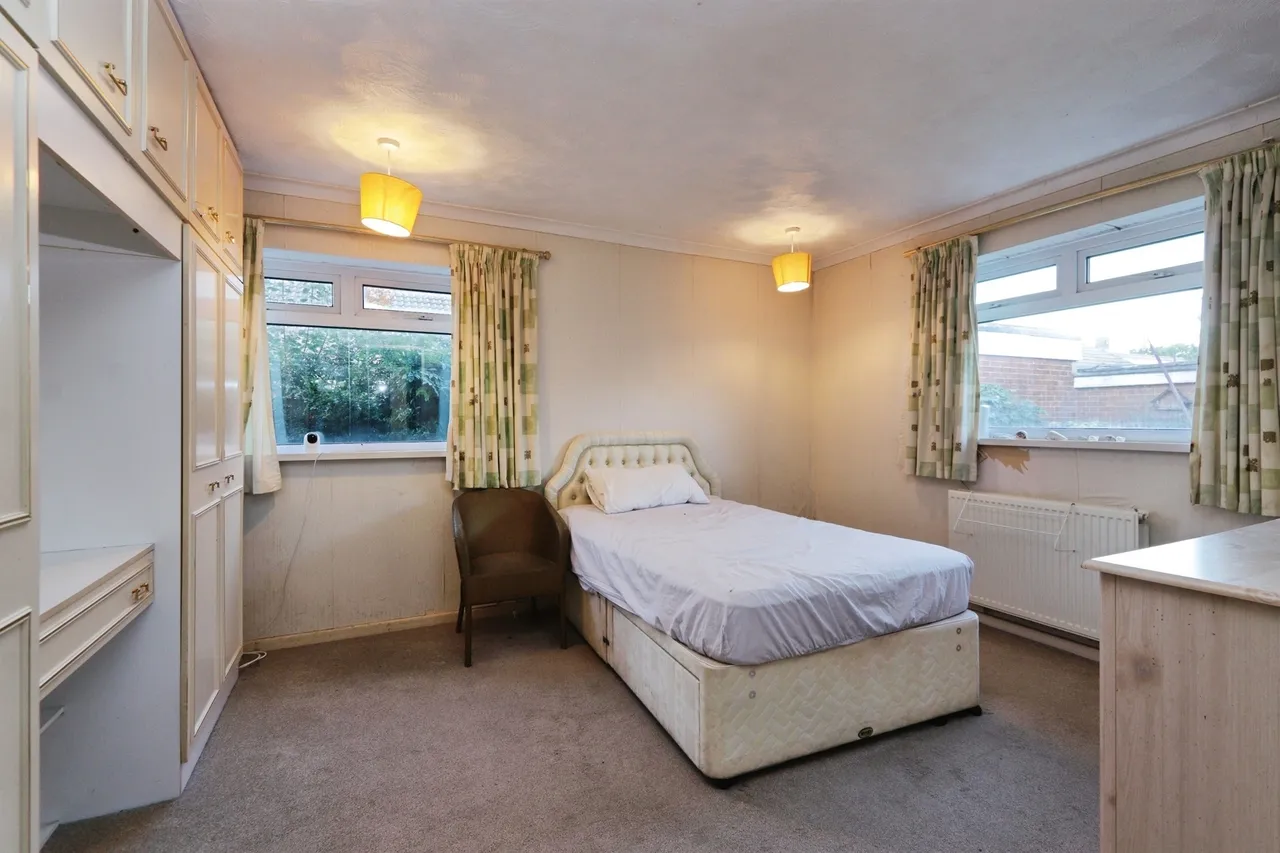 Rosegarth Avenue, Aston, S26, photo 8