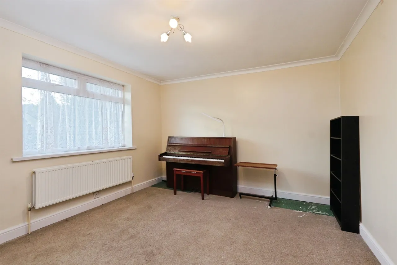 Rosegarth Avenue, Aston, S26, photo 12