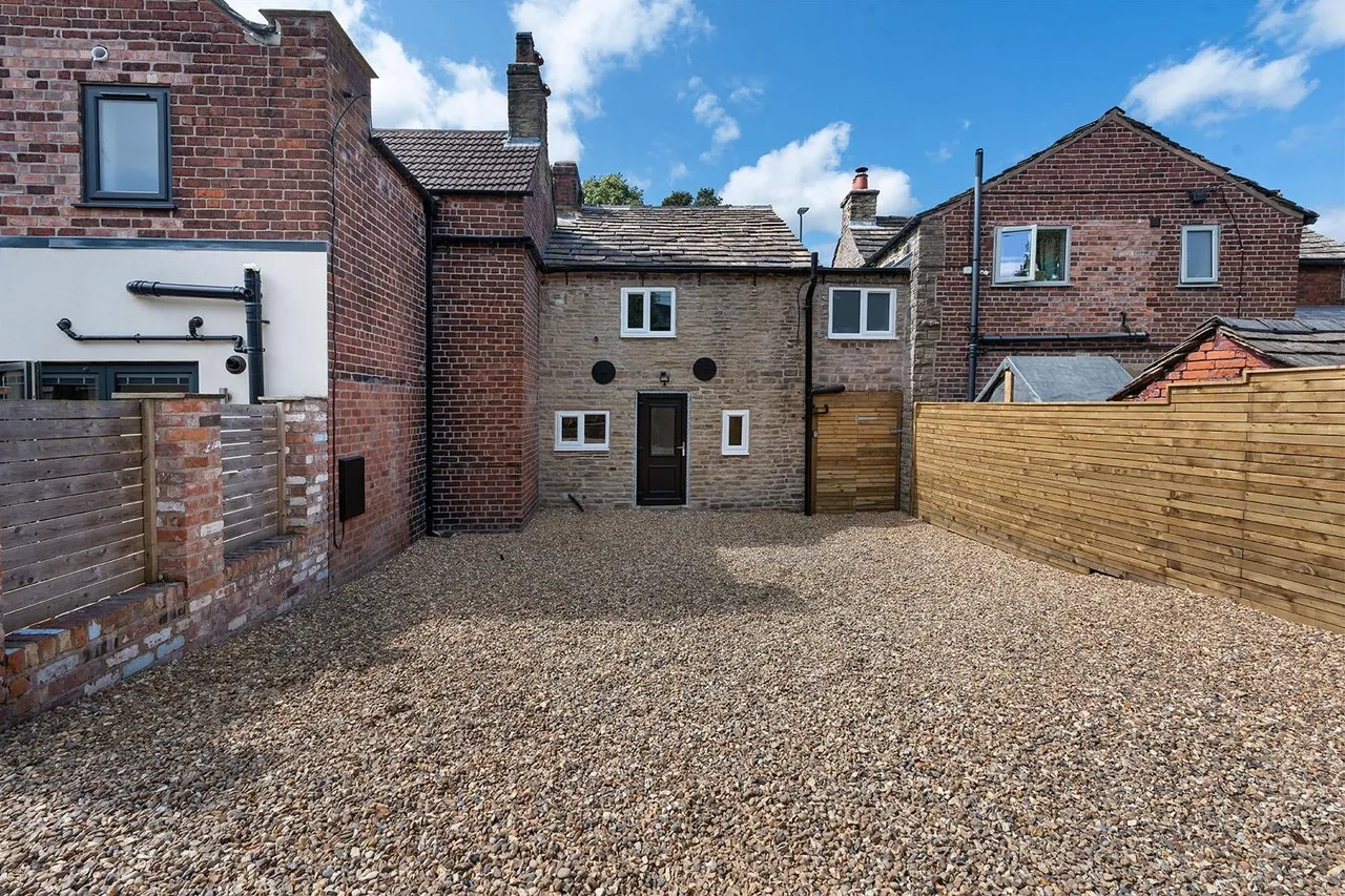 2 bed property for sale — Bollington Road, Bollington