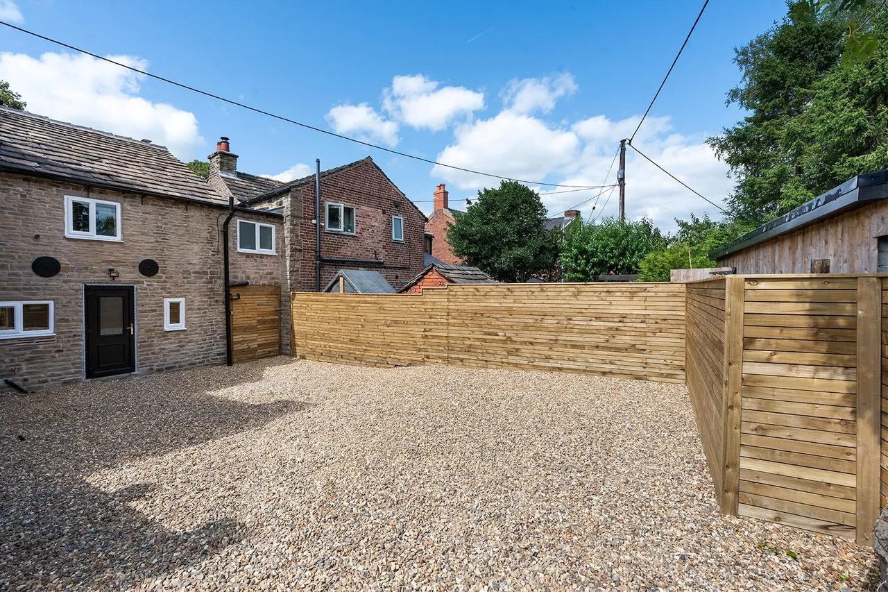 Bollington Road, Bollington, photo 5