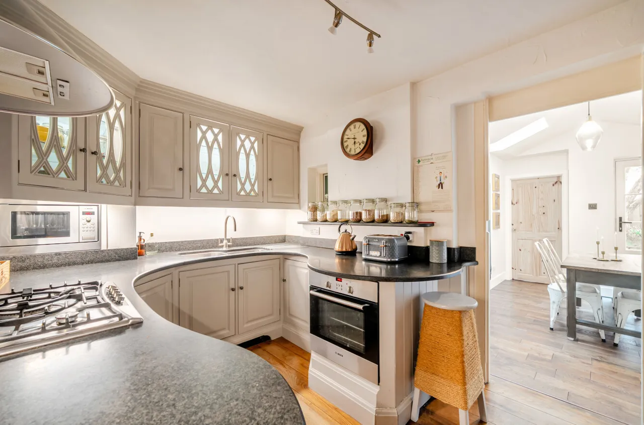 Old Rectory Lane, Twyford, SO21, photo 4