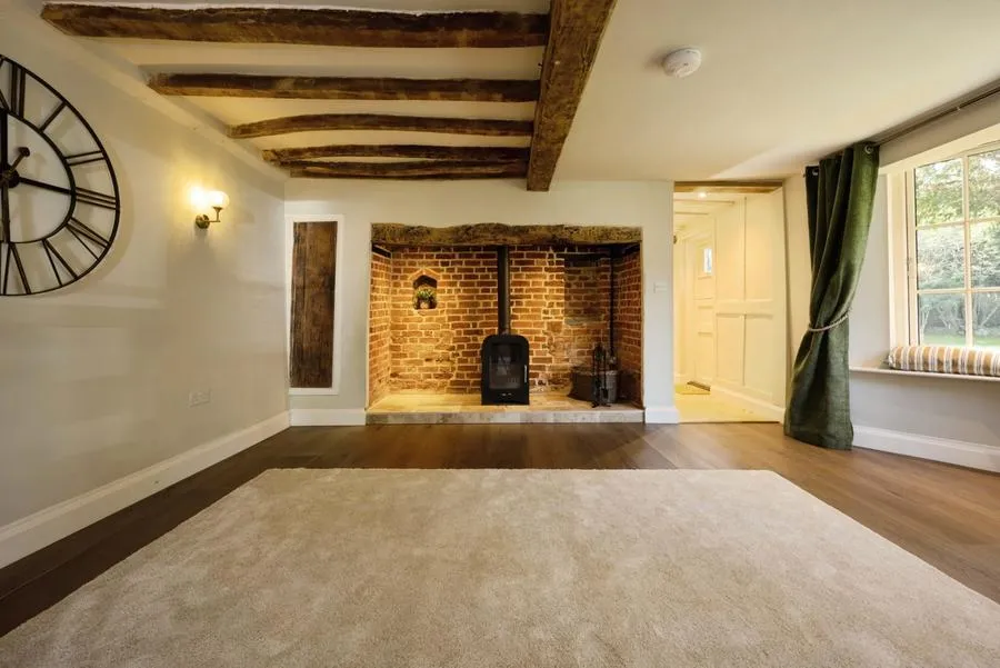 High Street, Thurleigh, MK44, photo 23