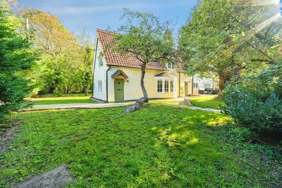 High Street, Thurleigh, MK44, photo 11