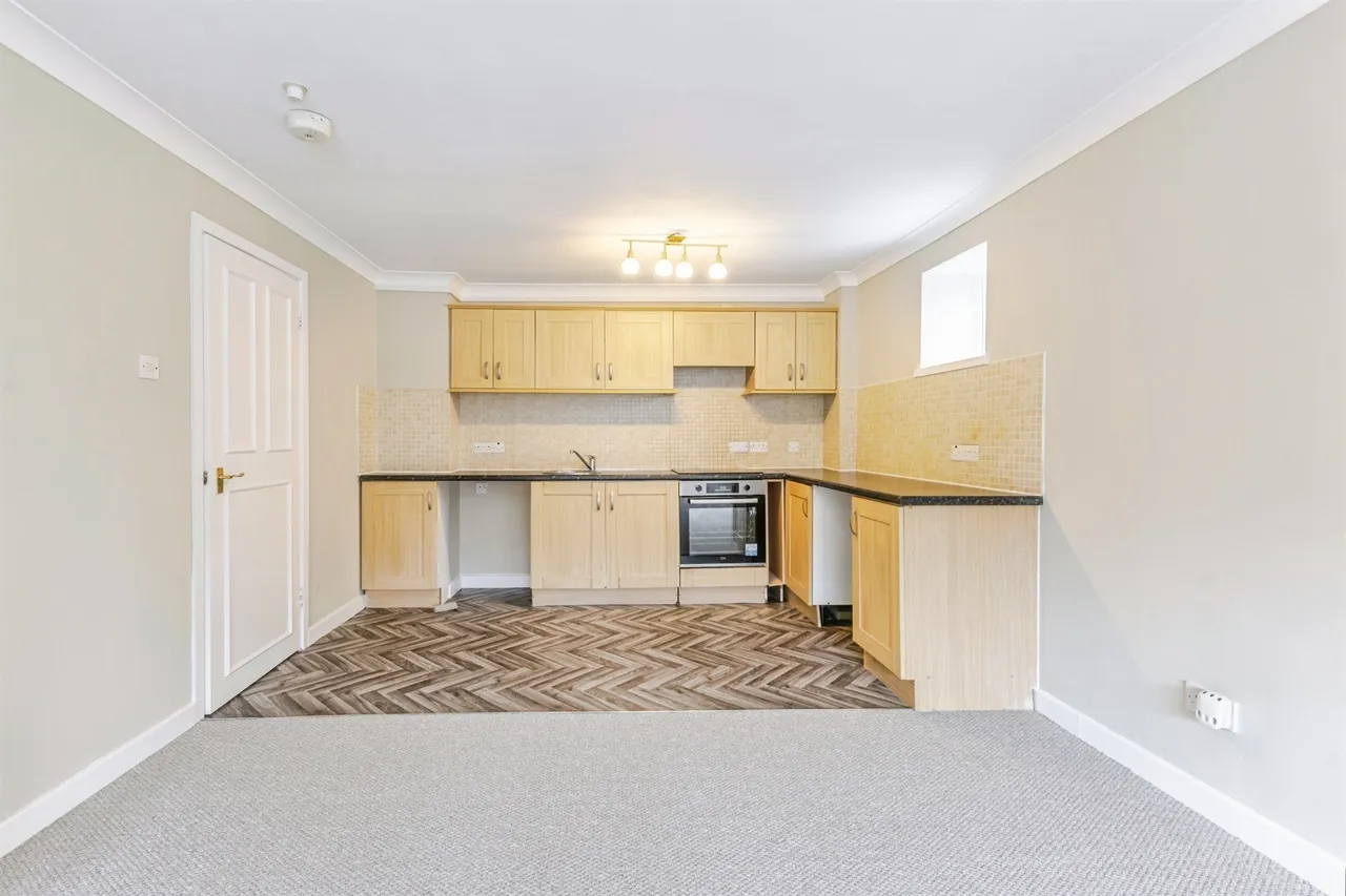1 bed flat for sale — Baronson Gardens, Northampton