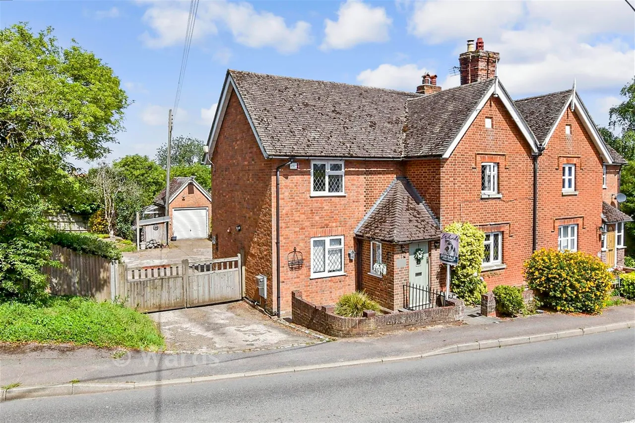 3 bed house for sale, Smiths Hill, West Farleigh, ME15