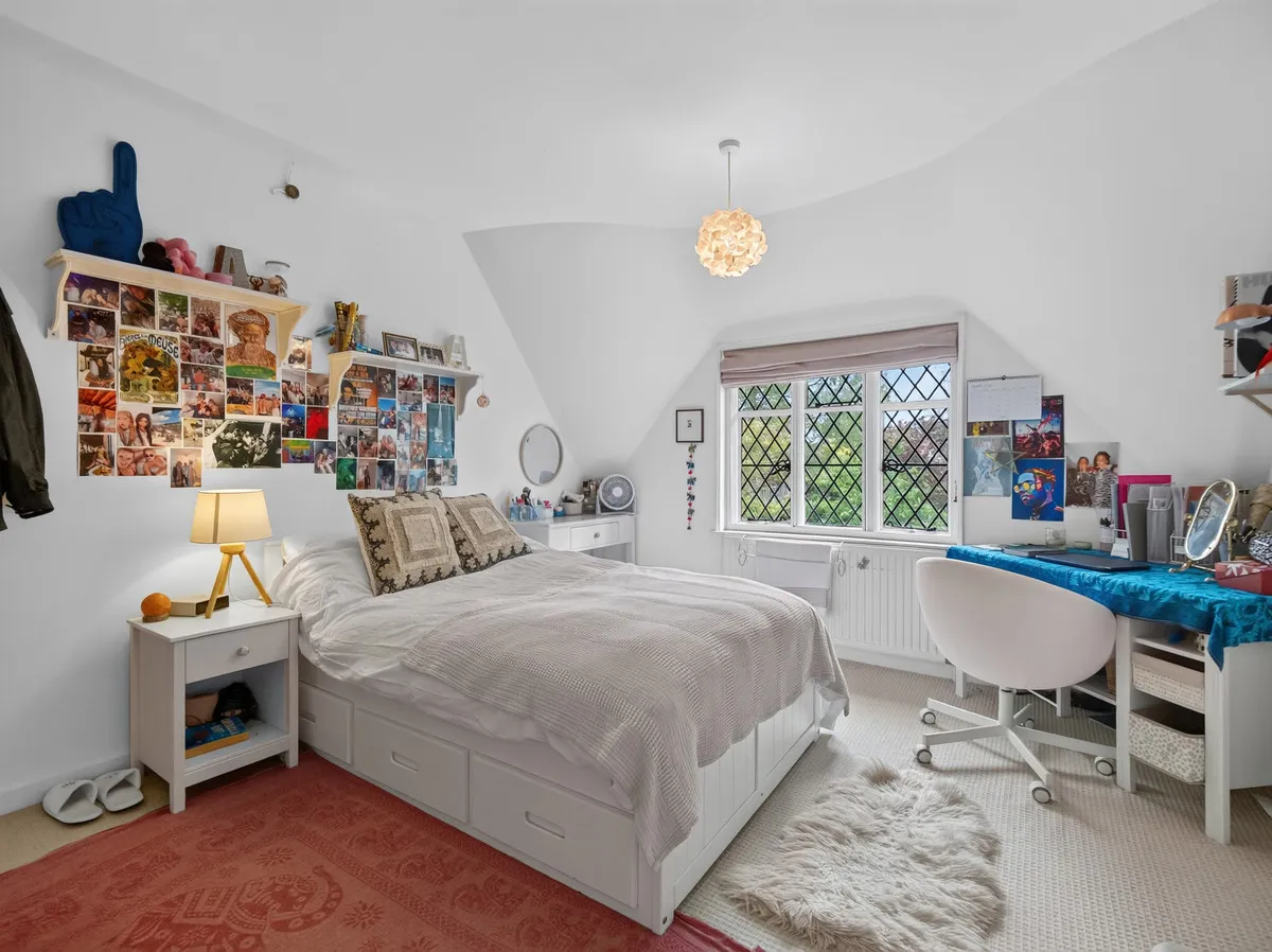 Main Street, Adstock Buckingham, MK18, photo 24
